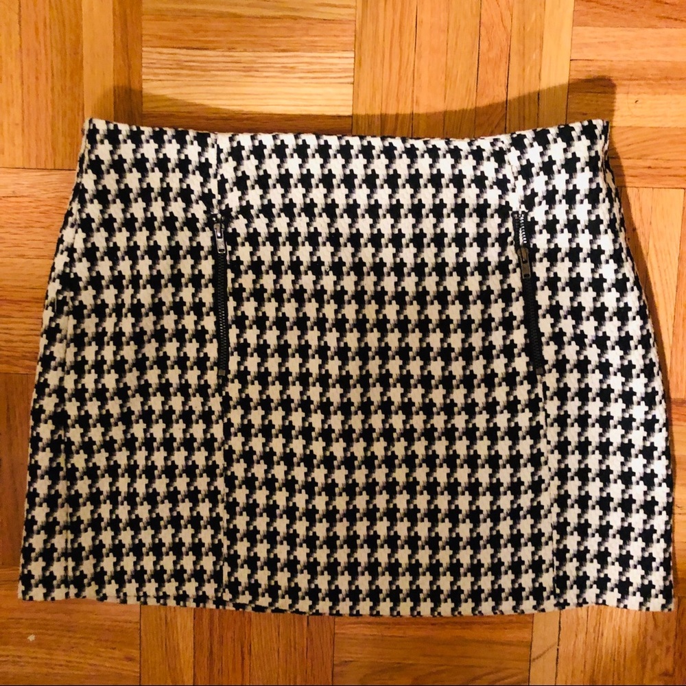 Topshop tweeted black and white skirt